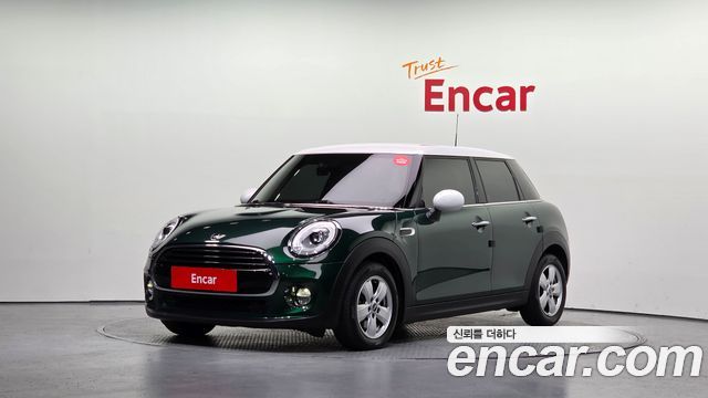 MINI Cooper 5Door Standard 3rd