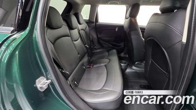 MINI Cooper 5Door Standard 3rd 2018 — фото 27