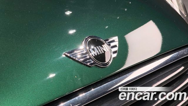MINI Cooper 5Door Standard 3rd 2018 — фото 31
