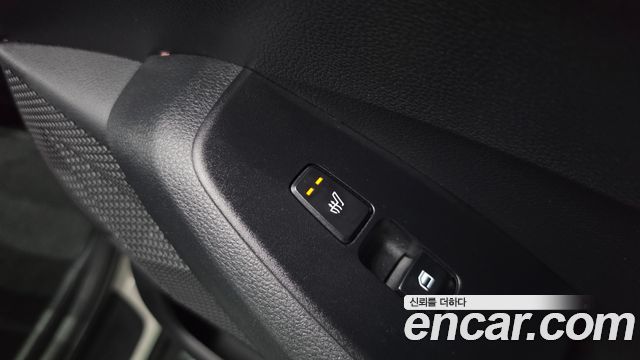 Kia Seltos Gasoline 1.6 Turbo 4WD Signature 2023 — фото 20