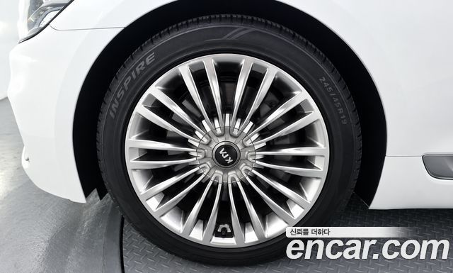 Kia K9 3.8 GDI AWD PlatinumⅡ 2019 — фото 5