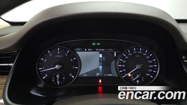 Kia K9 3.8 GDI AWD PlatinumⅡ 2019 — фото 8