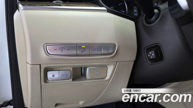 Kia K9 3.8 GDI AWD PlatinumⅡ 2019 — фото 23