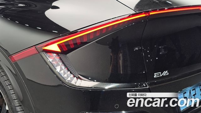 Kia EV6 GT 4WD 2025 — фото 23