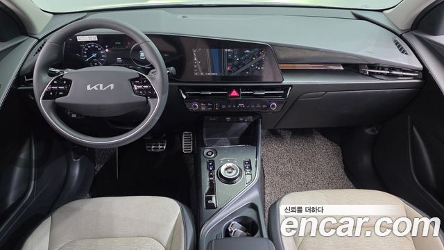 Kia Niro Signature 2022 — фото 7