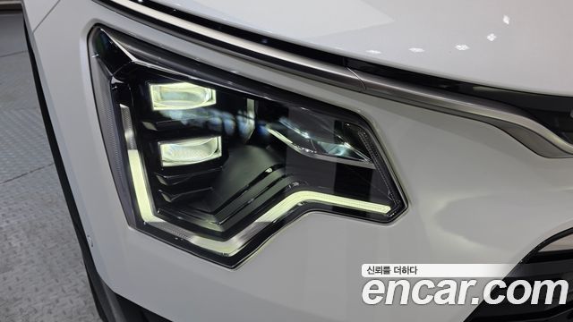 Kia Niro Signature 2022 — фото 22