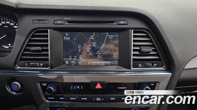 Hyundai Sonata Hybrid (LF) 2.0 HEV Modern 2016 — фото 14