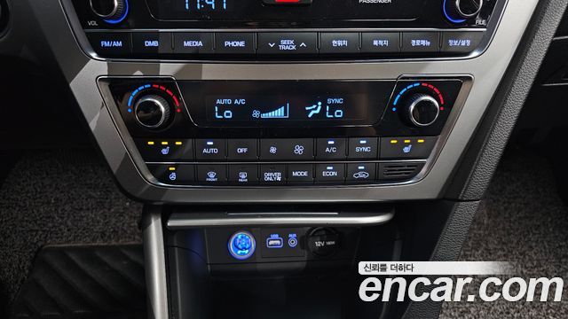 Hyundai Sonata Hybrid (LF) 2.0 HEV Modern 2016 — фото 16