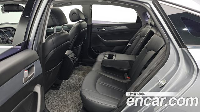Hyundai Sonata Hybrid (LF) 2.0 HEV Modern 2016 — фото 26
