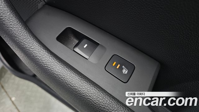 Hyundai Sonata Hybrid (LF) 2.0 HEV Modern 2016 — фото 31