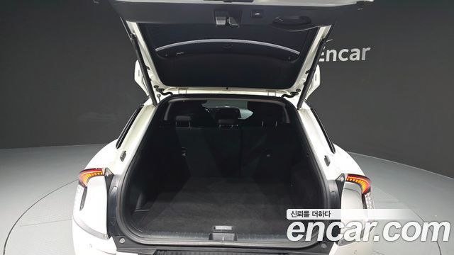 Kia EV6 Long Range Air 2023 — фото 20