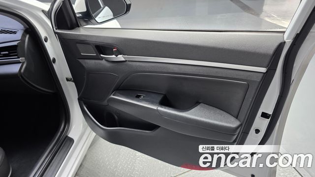 Hyundai Avante (AD) 1.6 Style 2019 — фото 24