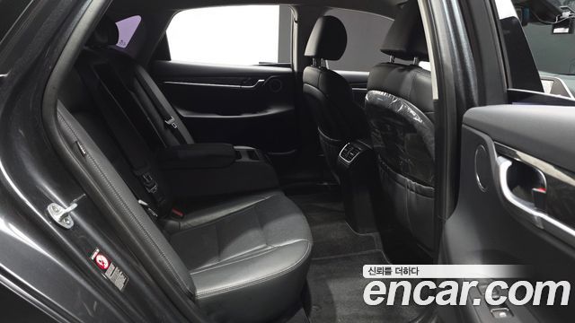 Hyundai Grandeur (IG) 2.4 Premium 2019 — фото 16