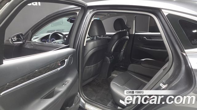 Hyundai Grandeur (IG) 2.4 Premium 2019 — фото 32