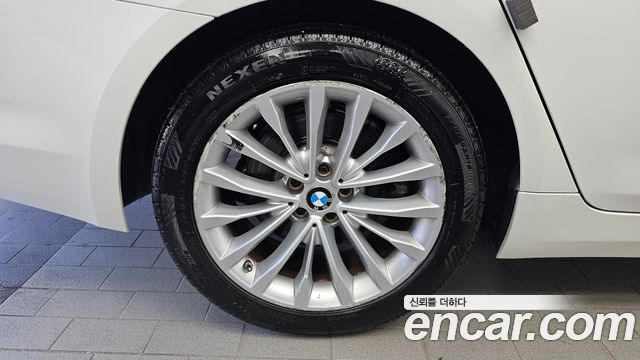 BMW 5 Series (G30) 520d Luxury Plus 2019 — фото 5