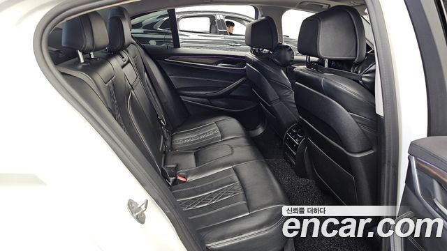 BMW 5 Series (G30) 520d Luxury Plus 2019 — фото 12