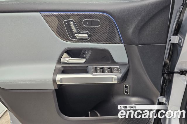 Mercedes-Benz GLB-Class (X247) AMG GLB35 4MATIC 2026 — фото 19