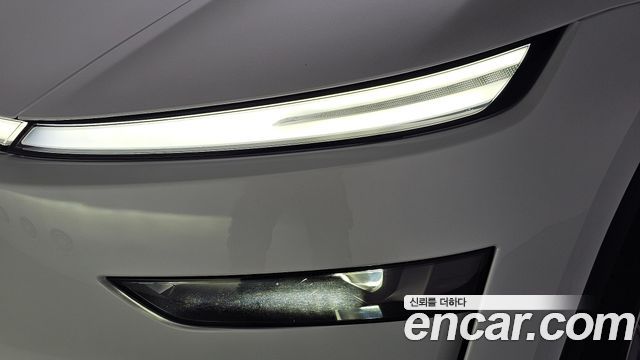 Tesla Model Y L Long Range AWD 2026 — фото 22