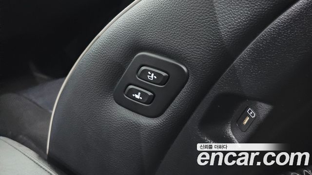 Hyundai Palisade Diesel 2.2 2WD Le Blanc 2024 — фото 19