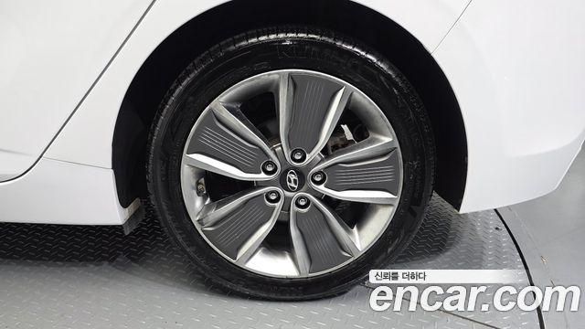 Hyundai Ioniq Hybrid N 2017 — фото 5