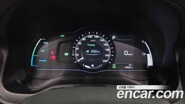 Hyundai Ioniq Hybrid N 2017 — фото 8