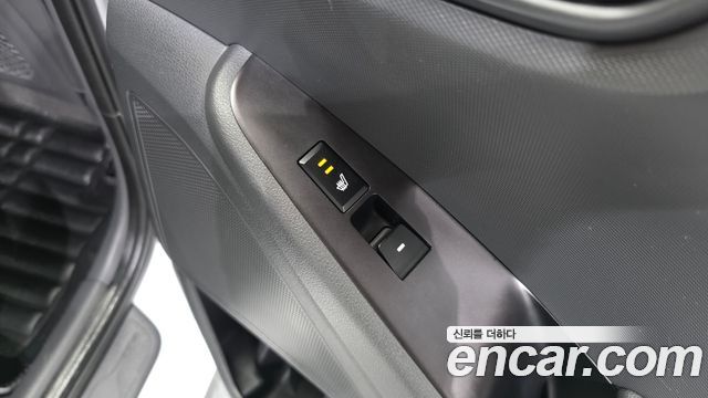 Hyundai Ioniq Hybrid N 2017 — фото 19