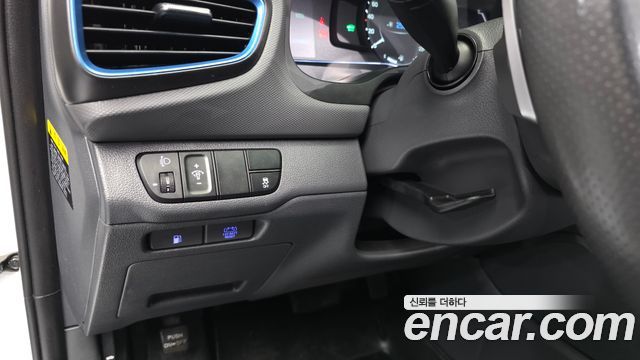 Hyundai Ioniq Hybrid N 2017 — фото 30