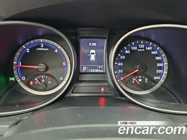 Hyundai Maxcruise Diesel(e-VGT) 2.2 2WD Exclusive Standard 2014 — фото 6