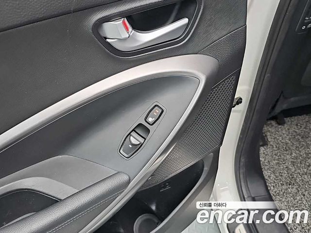 Hyundai Maxcruise Diesel(e-VGT) 2.2 2WD Exclusive Standard 2014 — фото 17
