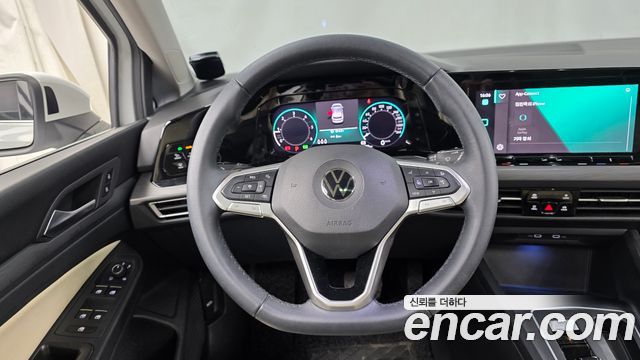 Volkswagen Golf (VIII) 2.0 TDI Prestige 2022 — фото 12