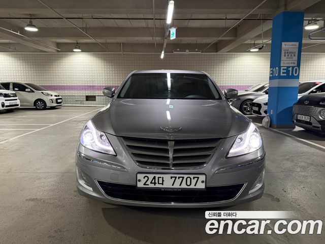 Hyundai Genesis BH 330 Luxury Standard