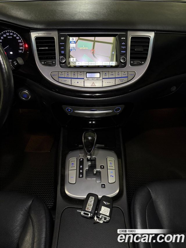 Hyundai Genesis BH 330 Luxury Standard 2012 — фото 19