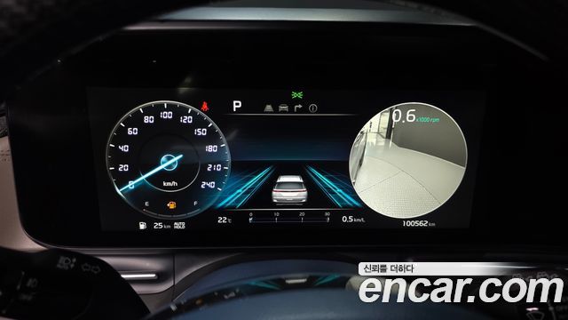 Kia Carnival (IV) Gasoline 9-seater Limousine(Special vehicle) 2021 — фото 8