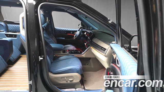 Kia Carnival (IV) Gasoline 9-seater Limousine(Special vehicle) 2021 — фото 11