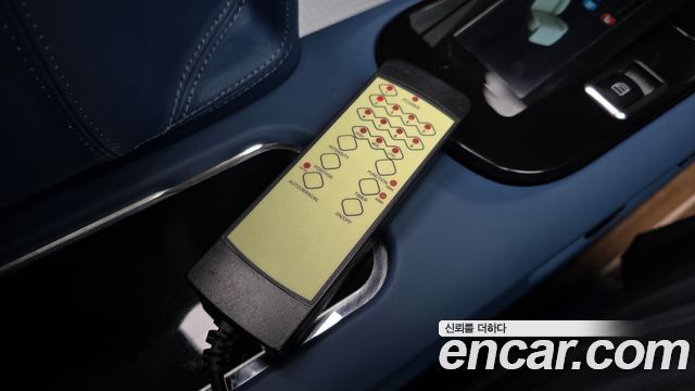 Kia Carnival (IV) Gasoline 9-seater Limousine(Special vehicle) 2021 — фото 16