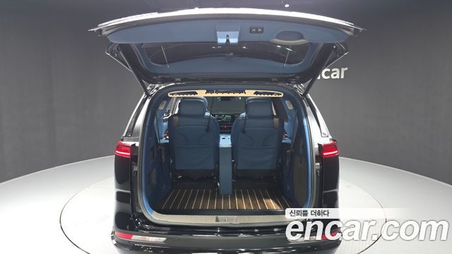 Kia Carnival (IV) Gasoline 9-seater Limousine(Special vehicle) 2021 — фото 20