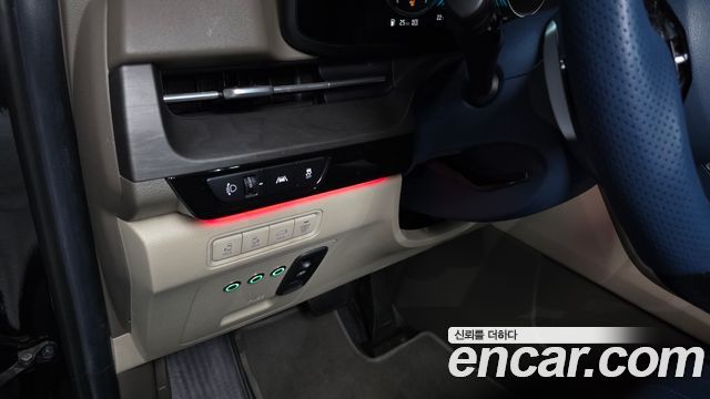 Kia Carnival (IV) Gasoline 9-seater Limousine(Special vehicle) 2021 — фото 29