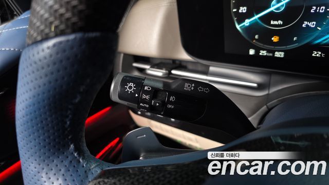 Kia Carnival (IV) Gasoline 9-seater Limousine(Special vehicle) 2021 — фото 30