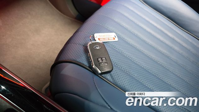 Kia Carnival (IV) Gasoline 9-seater Limousine(Special vehicle) 2021 — фото 32