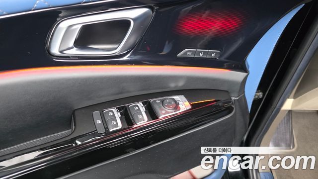 Kia Carnival (IV) Gasoline 9-seater Limousine(Special vehicle) 2021 — фото 34