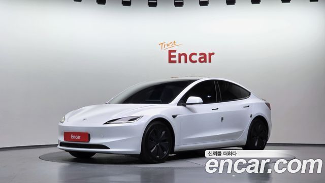 Tesla Model 3 RWD