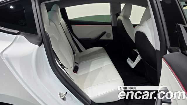 Tesla Model 3 RWD 2024 — фото 12