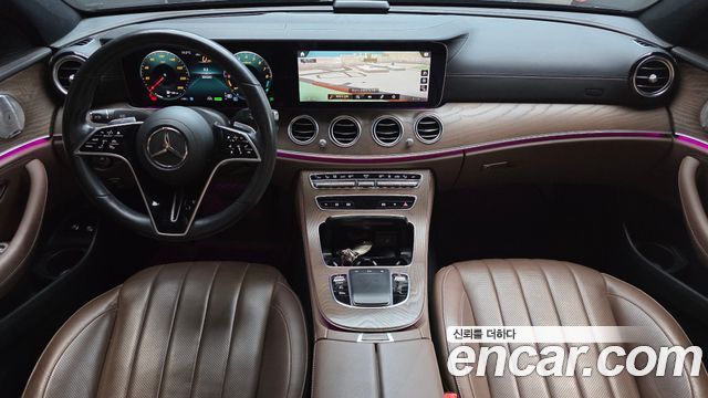 Mercedes-Benz E-Class (W213) E300e 4MATIC Exclusive 2023 — фото 7