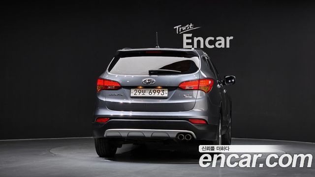 Hyundai Santa Fe (DM) Diesel(e-VGT) 2.0 4WD Premium 2013 — фото 4