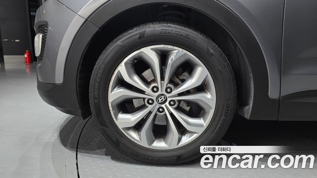 Hyundai Santa Fe (DM) Diesel(e-VGT) 2.0 4WD Premium 2013 — фото 5
