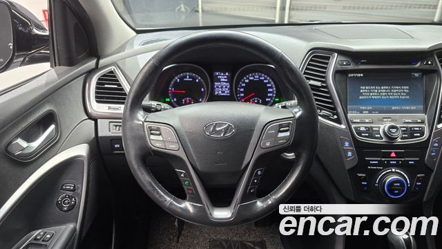 Hyundai Santa Fe (DM) Diesel(e-VGT) 2.0 4WD Premium 2013 — фото 13