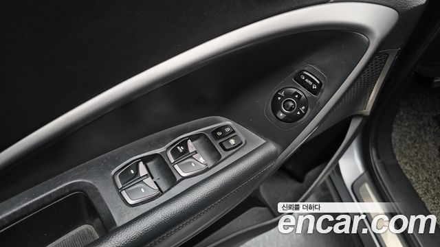 Hyundai Santa Fe (DM) Diesel(e-VGT) 2.0 4WD Premium 2013 — фото 18