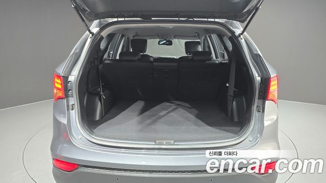 Hyundai Santa Fe (DM) Diesel(e-VGT) 2.0 4WD Premium 2013 — фото 20