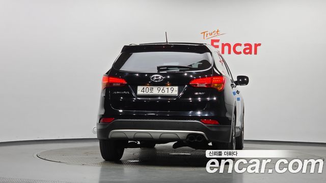 Hyundai Santa Fe (DM) Diesel(e-VGT) 2.0 2WD Premium 2013 — фото 4