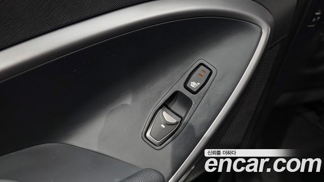 Hyundai Santa Fe (DM) Diesel(e-VGT) 2.0 2WD Premium 2013 — фото 18